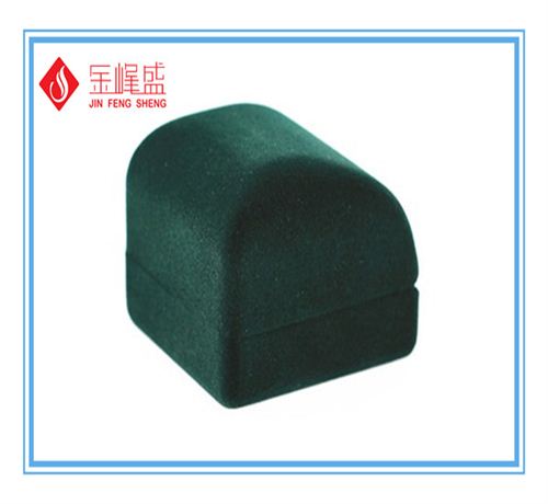 绿色植绒首饰盒